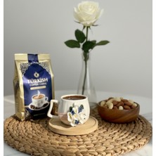 El Yapımı Mavi Nergis Çiçekli Kişiye Özel Porselen Fincan