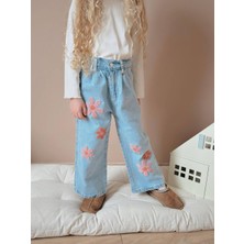 Jolly Kids Kız Çocuk Papatya Nakışlı Mavi Bol Paça Jeans Pantolon