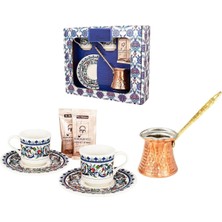 Türk Kahvesi Fincanları 2'li Set, Tabak ve Bakır Cezve ile Keyifli Kahve Keyfi