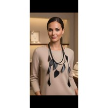 Modelist Modern Yaprak Desenli Suni Deri Tasarım Kolye