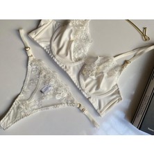 Beyaz Bride Micro Brode Sütyen String Takım