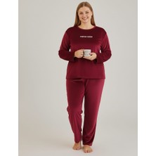 Mihra Kadın Büyük Beden Yumuşak Dokulu Kadife Pijama Takımı - Bordo Renk Rahat Kalıp