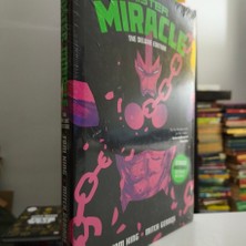 DC Comics Mister Miracle: The Deluxe Edition