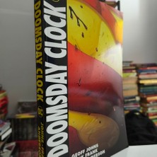 DC Comics Doomsday Clock: The Complete Collection
