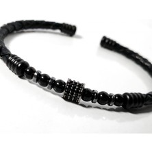 Moncuk Design Siyah Örgü Deri ve Zirkon, Hematit, Oniks Taşlı Yaylı Erkek Bileklik – Doğal Şıklık ve Modern Detaylar