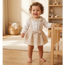 Bebeva Baby Kız Bebek %100 Pamuklu Fisto Dantel Detaylı Pötikare Desenli Askılı Jile Elbise ve Bluz Takımı - Somon