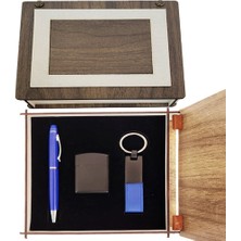 Konyax Özel Ahşap Kutulu Lacivert Kalem Anahtarlık ve Çakmak Set