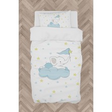 Mekta Home  Bulut Üzerinde Uçan Fil Desenli Nevresim Takımı