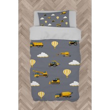 Mekta Home  Iş Makinası ve Seksek Desenli Gri Nevresim Takımı