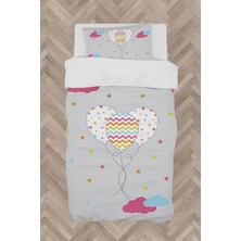 Mekta Home  Renkli Bulutlu ve Balon Desenli Nevresim Takımı