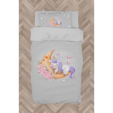 Mekta Home  Aya Sarılan Unicorn Desenli Gri Nevresim Takımı