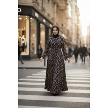 Bubiee Baby Kadın Siyah Geometrik Desenli Viskon Yakası Taşlı Beli Kuşaklı Uzun Elbise Günlük ve Davet Kombini'