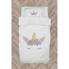 Mekta Home  Çiçekli Yıldız Desenli Nevresim Takımı