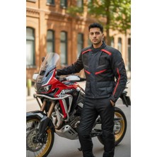 Smartjest New Performance Premium Polo T-shirt %53,8 Polyester%37,2 Pamuk %2,5 Spandex%2,0 Asetat %1,7 Bakır Amonyak%1,5 Dut İpeği %1,3 Keten