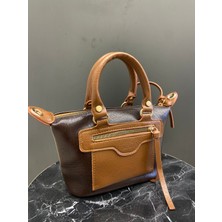 MB Önü Cepli Yumuşak Suni Deri El ve Omuz Çantası