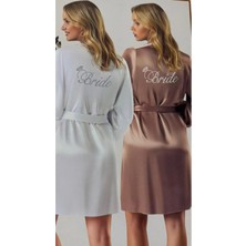 Primoda Underwear Beyaz ve Pudra Brıde Baskılı Kemerli Sabahlık-Üst Giyim- O Günü En Özel Hisset ve Hep O Duyguyu Yaşa
