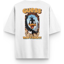 Overoz Daffy Duck Sırt Baskılı Yarı Oversize Beyaz Tshirt 1393