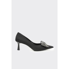 Derinet Fiyonk Aksesuarlı Kadın Stiletto