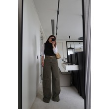 Özge Özgenç Kargo Cepli Geniş Paça Jean