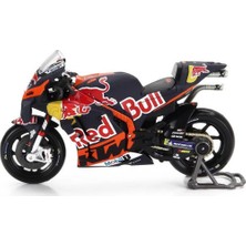 İSMİYLEAL Ismiyl  Ktm RC16 Team Red Bull Factory Racing #33 255669