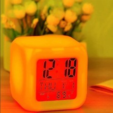 İsmiyle Al LED Dijital Renkli Masa Saati Alarm Termometre Tarih Masaüstü Saat