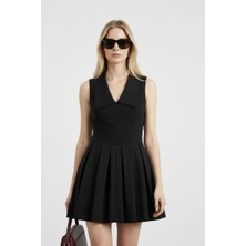 Vireo Club Kadın Yaka Detaylı Pliseli Mini Elbise