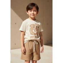 Monila Erkek Çocuk Pamuklu Tarçın Iguana Baskılı T-Shirt ve Müslin Kumaş Şort Takım