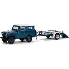 İSMİYLEAL Ismiyl 1/64 Hitch & Tow Series 31 - 1961 Nissan Patrol Hard Top With Utility Trailer 255669