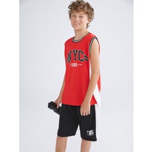 Lc Waikiki Yeni Sezon Bisiklet Yaka Nyc Baskılı Erkek Çocuk Atlet