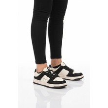 Pierre Cardin Siyah Beyaz Bağcıklı Taş Işlemeli Hafif Kadın Sneaker PCI-11505 G