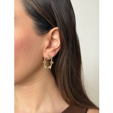 Geometrik Taş Detaylı Gold Küpe