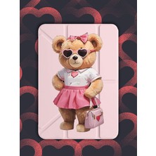 Nurdic iPad Pro 6.nesil 12,9" M2 Çipli 2022 Kılıf Uyku Modlu Kalem Bölmeli Desenli Miss Teddy