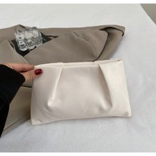 TrendyChic Kadın Trend Clutch Portföy Çanta