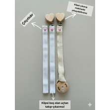 A&D Handmade Ahşap Klipsli Bebek Emzik Askısı (2 Adet Emzik Askısı 2 Adet Ahşap Klips)
