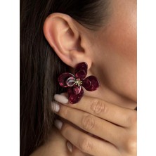 Luseda Bordo Renk Çiçek Detaylı Küpe