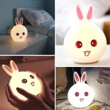 By Nevser 5 Farklı Renk Modlu Tavşan Figürlü Pofuduk LED Gece Lambası–yumuşak Dokulu Çocuk Odası ve Dekoratif Şarjlı Ortam Işığı