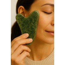 Normadia Doğal Yeşim Taşı Gua Sha Cilt Yenileme ve Rahatlatıcı Masaj Seti