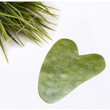 Normadia Yeşim Gua Sha Kalp Şekli Jade Masaj Taşı, Doğal ve Şık Tasarım