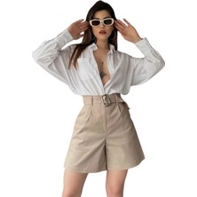 Rahat Kesim Kemerli Mom Şort - Krem