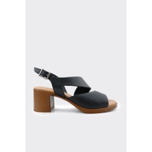 Derinet Hakiki Deri Kadın Topuklu Sandalet