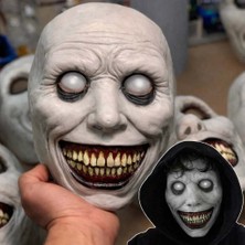 22X18 cm Dehşet Gülüşlü Korku Maskesi Renkli Desenli Plastik Malzeme ile Hava Alabilir Özellikte