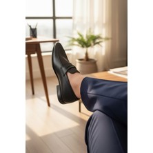 Enoch Hakiki Deri Mikro Dokulu ve Klasik Bant Detaylı Erkek Comfort Loafer