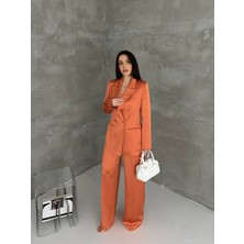 Vuntal Sırt Detaylı Saten Lazer Takım Elbise