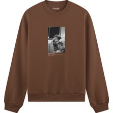 The Lucid Lab Keith Richards Backstage At Madison Square Garden New York 1975 Oversize Sweatshirt - Kahverengi