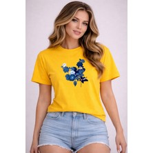 herkesemoda Mavi Çiçekler Baskı Detaylı Basic T-Shirt
