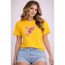 herkesemoda Pembe Çiçekler Baskı Detaylı Basic T-Shirt