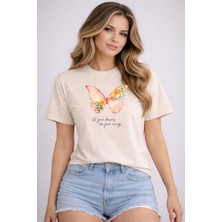 herkesemoda Kelebek Baskı Detaylı Basic T-Shirt