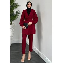 Tesettür Diyarı Kuşağı Gül Detaylı Krep Kumaş Pantolonlu Takım- Bordo