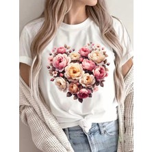 herkesemoda Kalp Çiçekler  Baskı Detaylı Basic T-Shirt