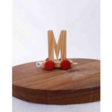 Lal Dizayn Dekoratif Tekerlekli Ahşap Harf - M